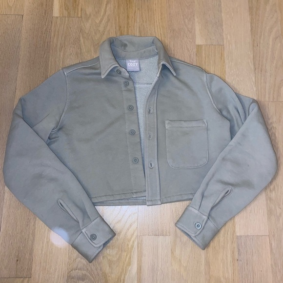 Aritzia Cropped Button-Up Sweater - Picture 2 of 3